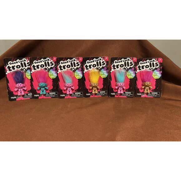 Lot of 6 Good Luck Figural Eraser  New - Picture 1 of 11